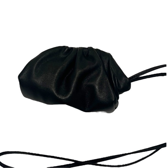 Bottega Veneta Black Mini Wristlet Clutch Coin Purse Italy Leather 2 in by 6 in - Picture 2 of 4